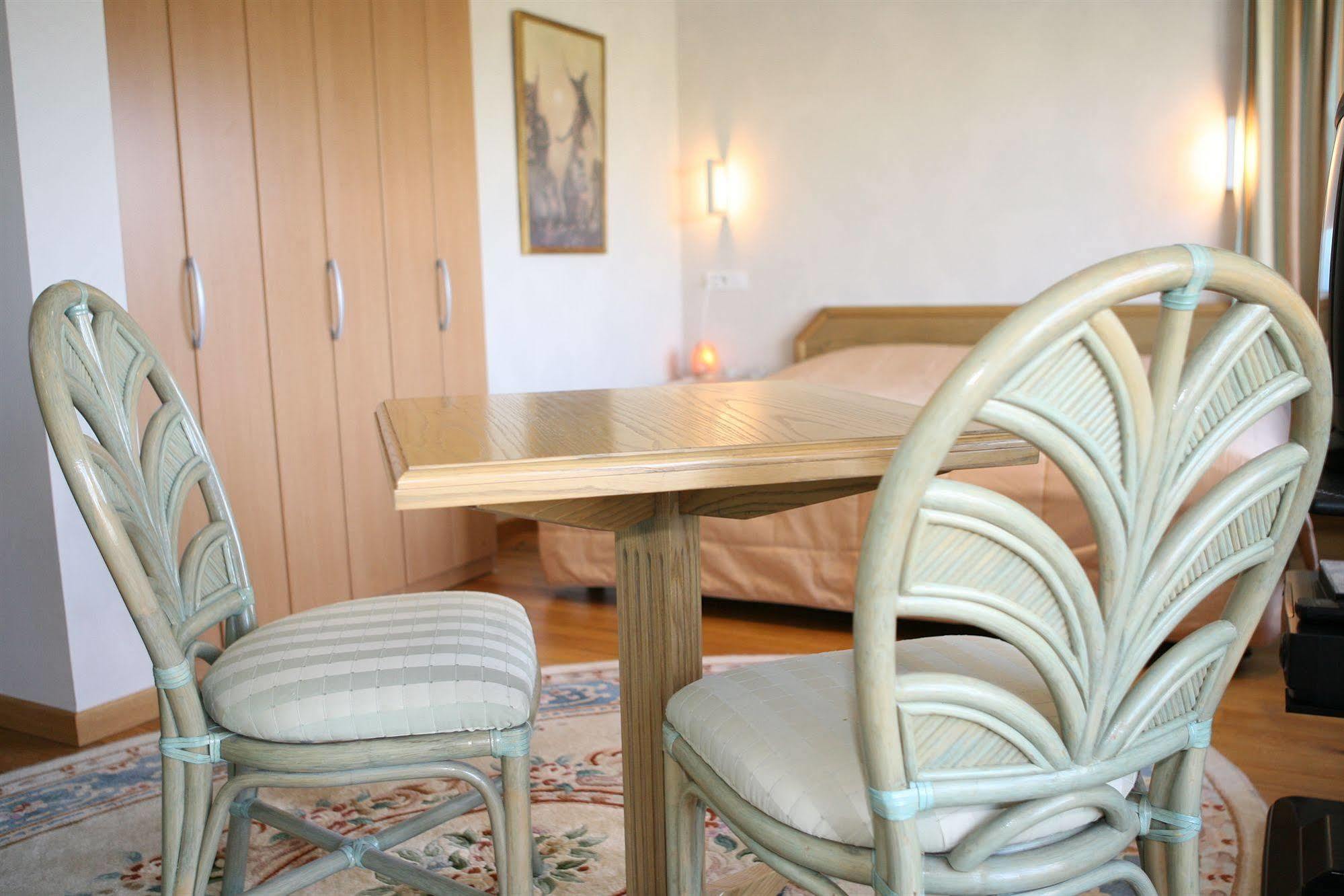Le Coquin Bed & Breakfast 3*